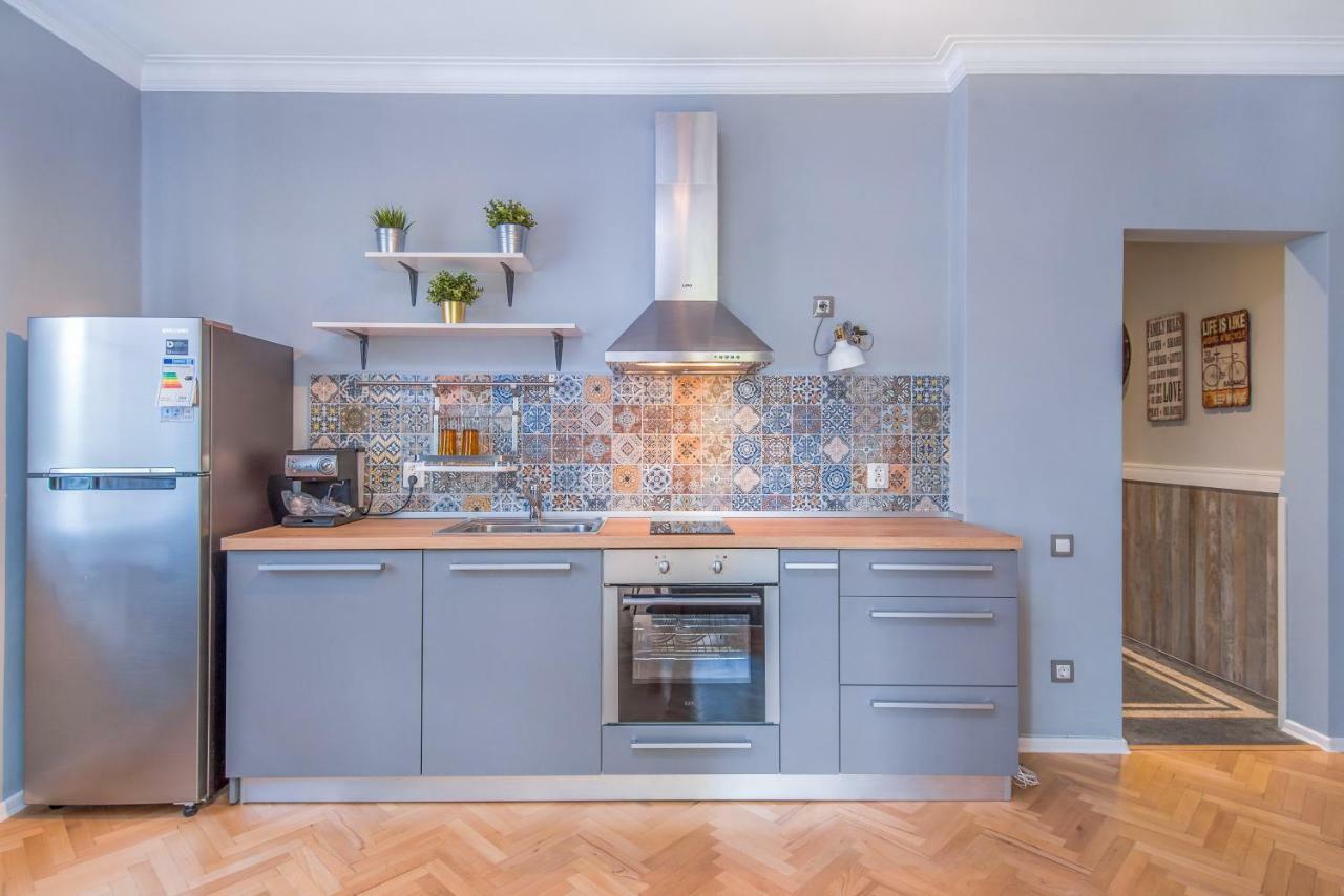Dondukov Boulevard Two Bedroom Designer Suite Sófia Exterior foto