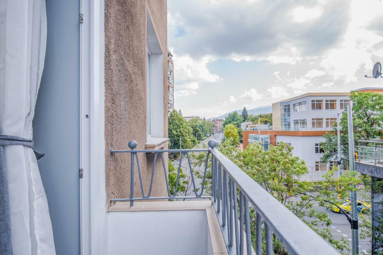 Dondukov Boulevard Two Bedroom Designer Suite Sófia Exterior foto